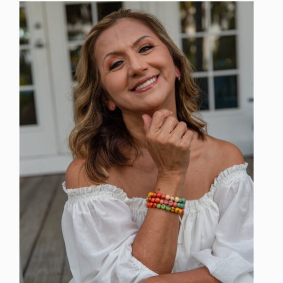 TAGUA Stackable Sustainable Vegan Ivory Bead Bracelets - Picture 9 of 9